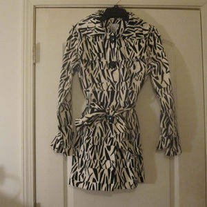 Luii Womens Black&White Short Trench Coat Sz.M